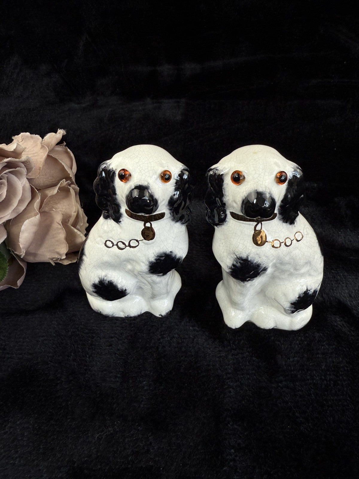 Antique Staffordshire Porcelain Black White Pair King Charles Spaniel Glass eyes5