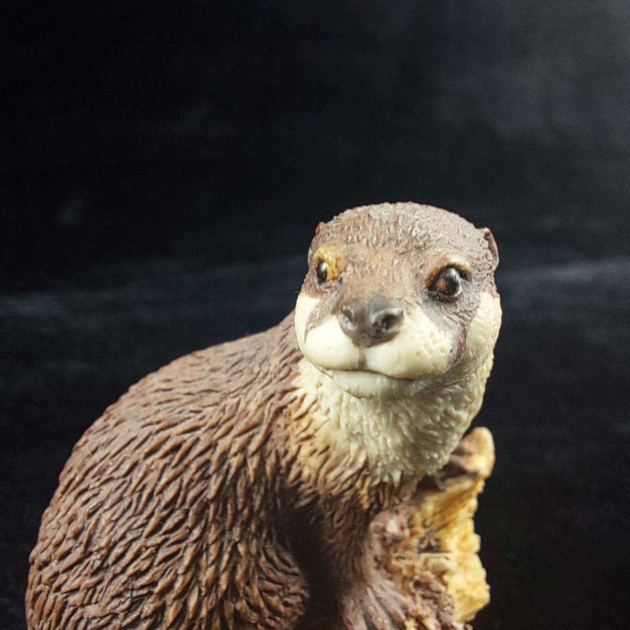 Border Fine "River Arts Watch" - 1992 Otter Figurine -Hand Made in Scotland2