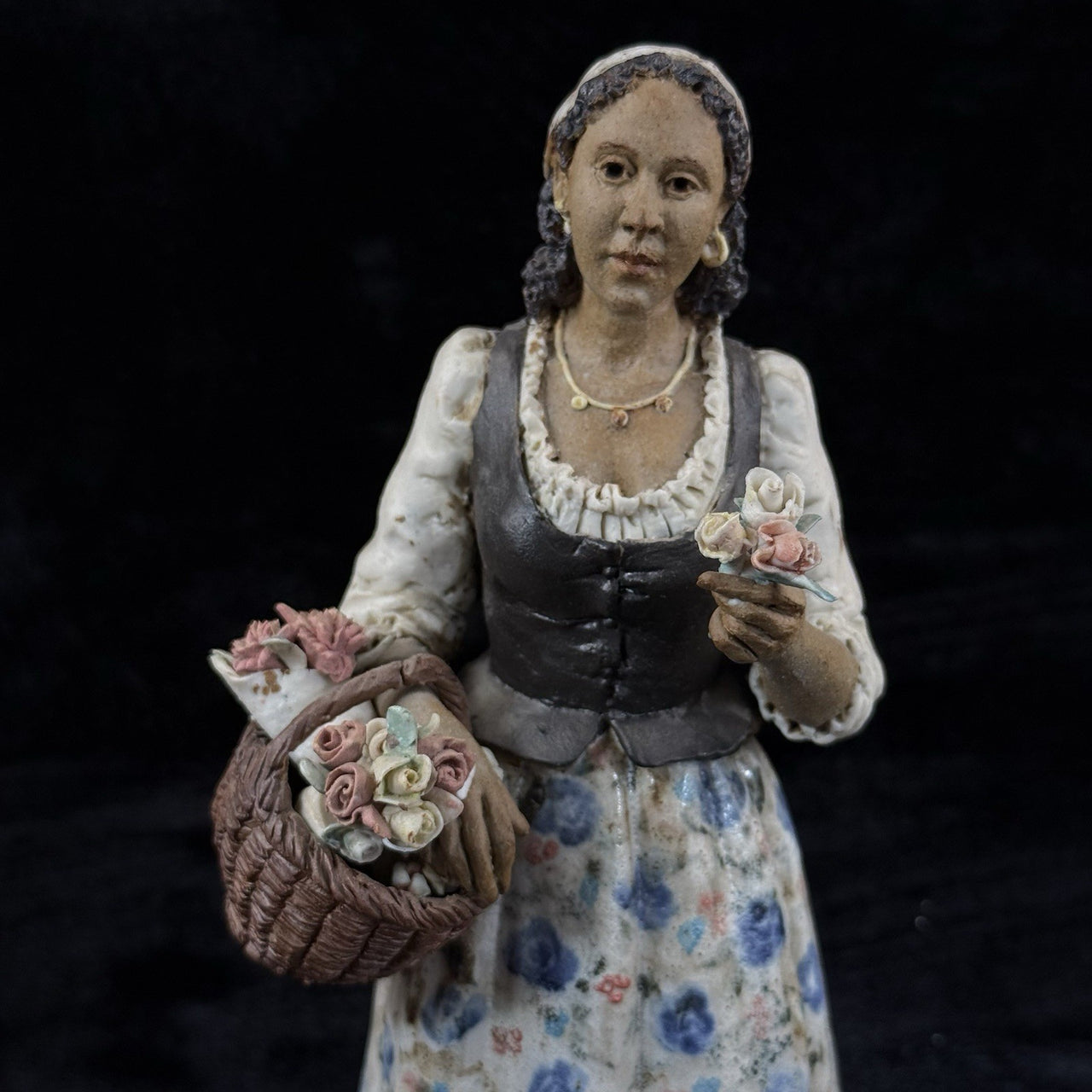 Rare Castagna Florence Figurine Flower Seller - Signed Italy pics see16