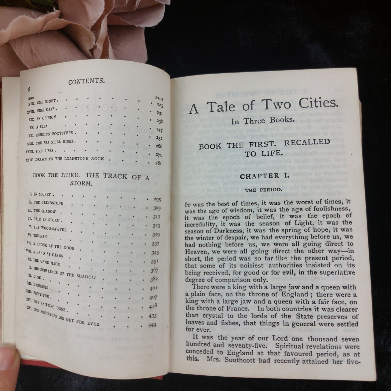 A Tale of Two Cities - Collins' School Classics - Clear- by Dickens Press Type10