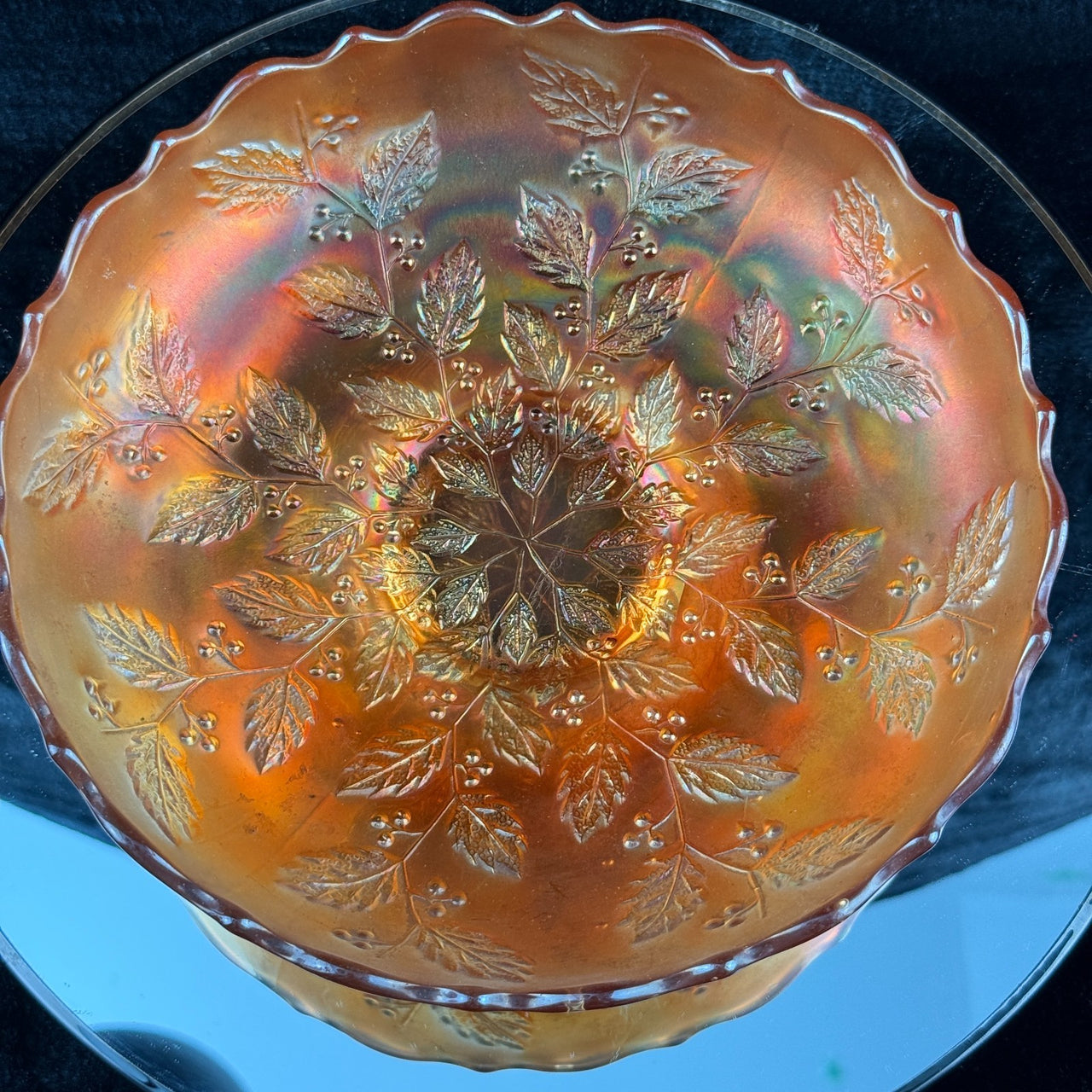 Fenton Leaves Holly Marigold Carnival Glass Ruffled Bowl Antique 7.5" Iridesce4