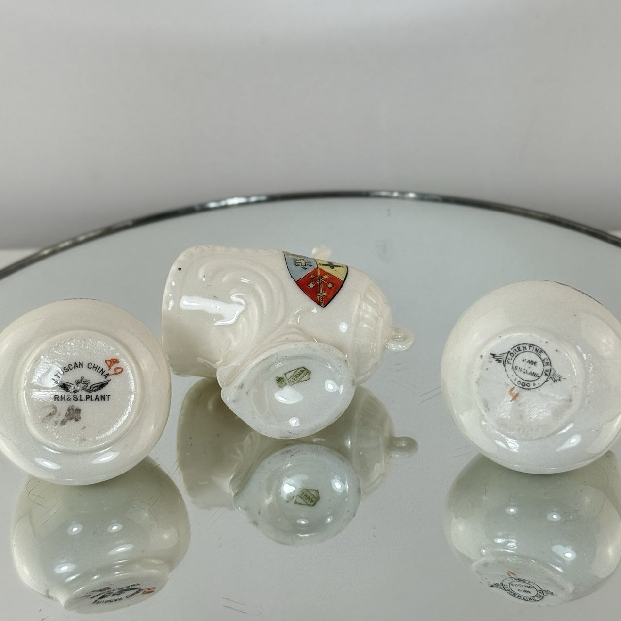 Tuscan & Chine Gemma Crested Ware Trio Mini Vases Jugs Collectible antique Decor9