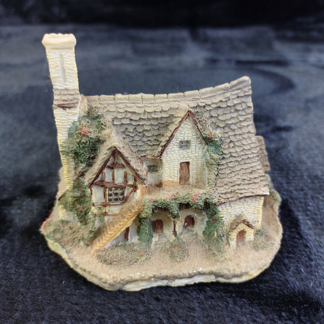 Lilliput Lane UK Cottage Set Acceptable Worn Lot 4 Croft Holme Dyke Sheep Garden8