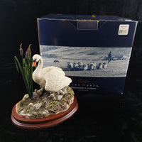 Thumbnail for Border Arts Fine First One In Swan & Cygnets Figurine 1997 Handmade Scotland dec5