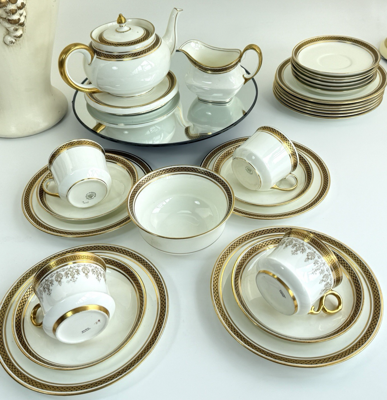 Stunning Antique Cauldon & Aynsley 27pc Tea Set c.1910 | Edwardian Gilt & Black7