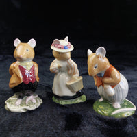 Thumbnail for Royal Doulton 1980s Brambly Hedge Mice Figurines Set Lord Lady Woodmouse Base0