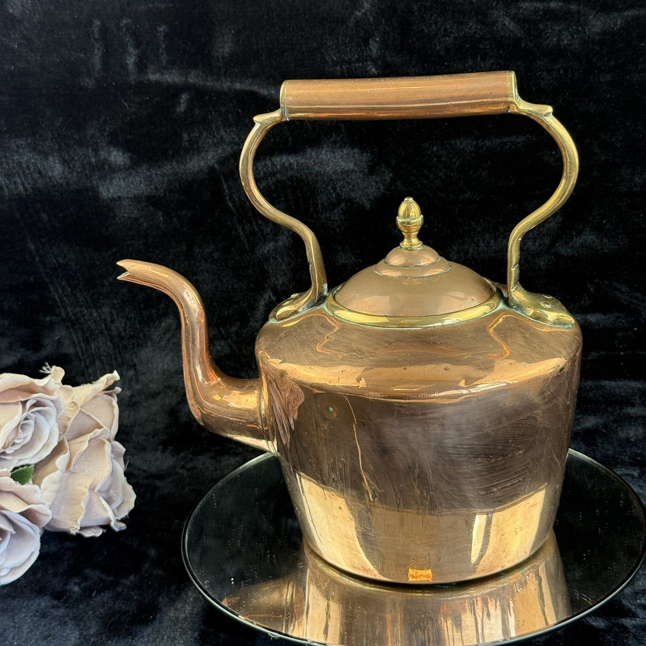 Antique Large Copper Kettle with Brass and Copper Handle - English Country House2