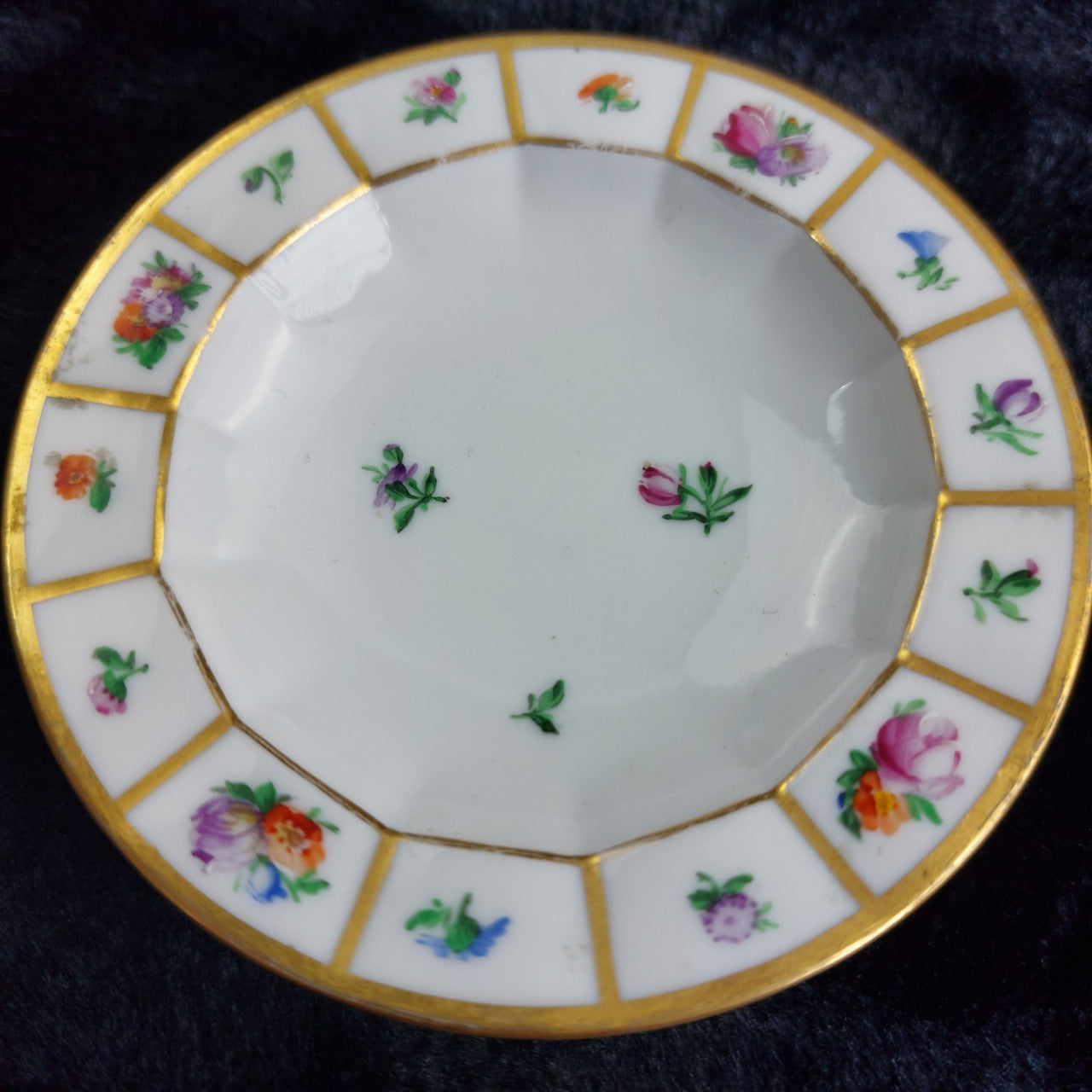 Royal Copenhagen Mini Dish Floral Gilded 10cm Hand Painted Danish Porcelain7