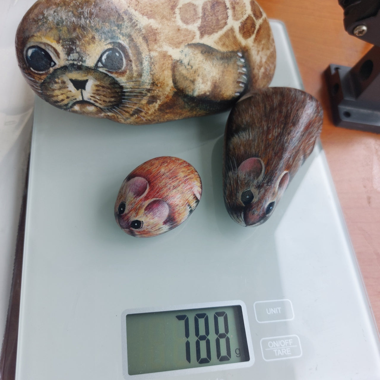 Rare M. Leadbetter 1978-80 Painted Stone Animals Seal, Wood Mouse, Harvest Mouse13