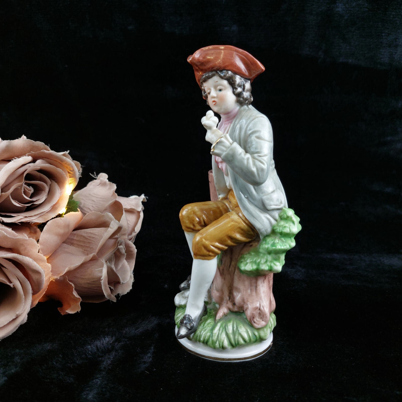 Antique Carl Scheidig Figurine Gentleman with Dove - Porcelain Type 1906-19400