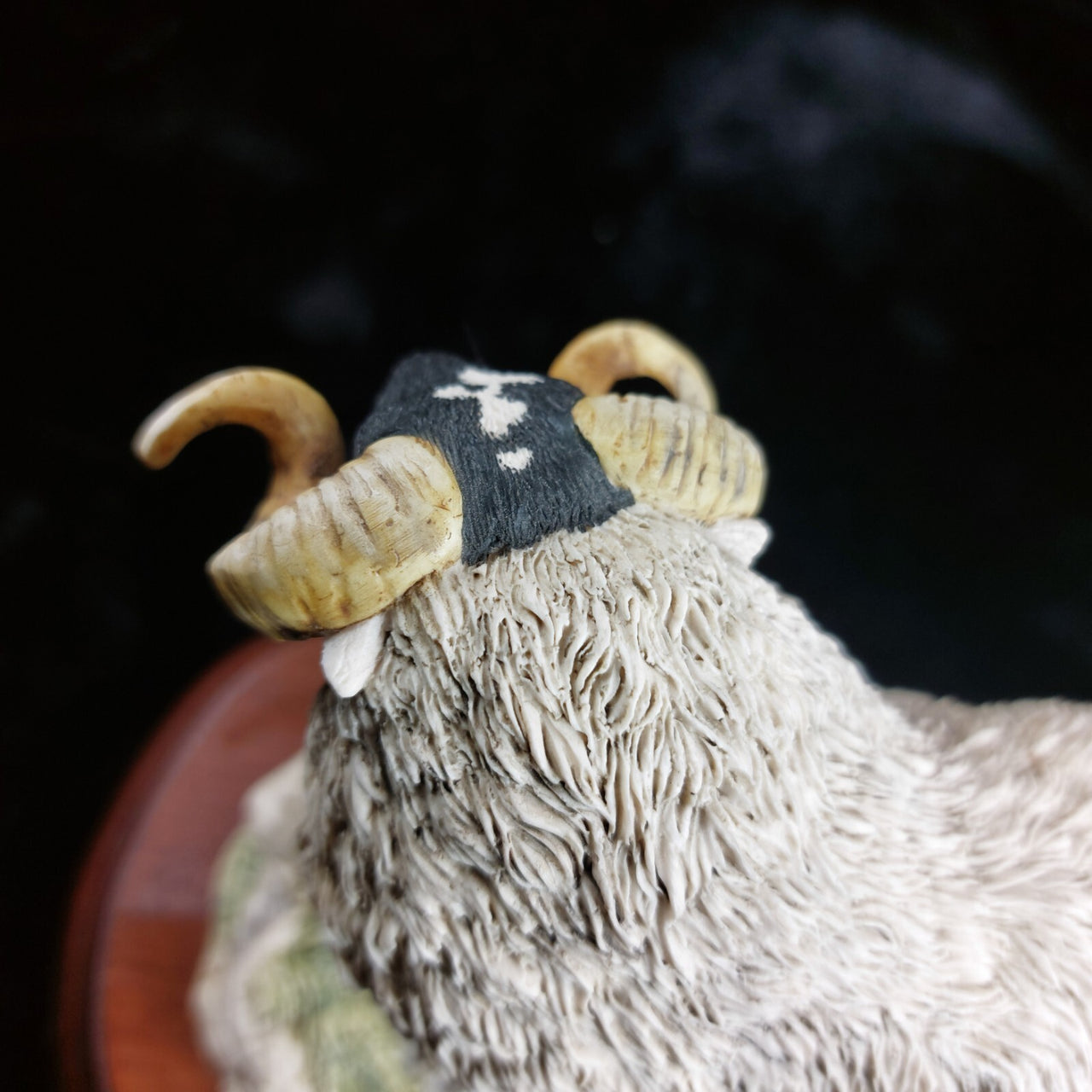 Border Fine Arts 1995 Black Faced Tup Figurine by Anne Wall The County Show12