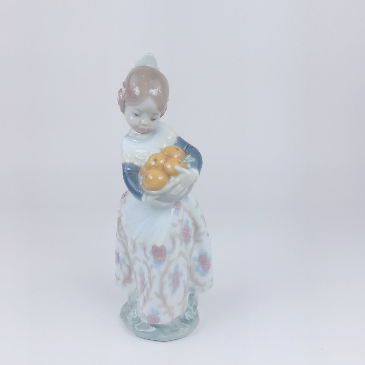 Rare NAO by Lladró Spanish Porcelain Girl with Basket Figurine Handmade Spain22