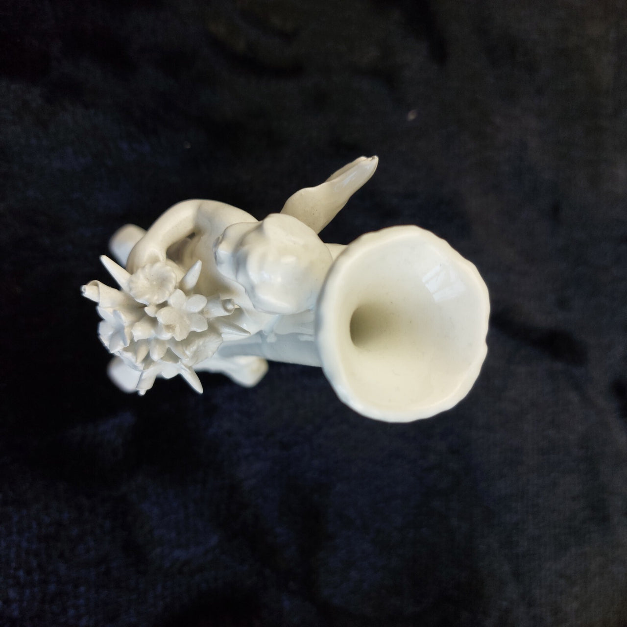 Antique Italy Cherub Figurines Pair 6.5in Porcelain White Trumpet Flowers Damage6
