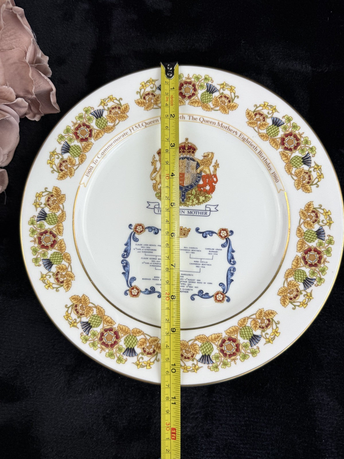 Rare Aynsley Commemorative Plate H.M. Queen Mother's 80th Birthday 1980 decor11