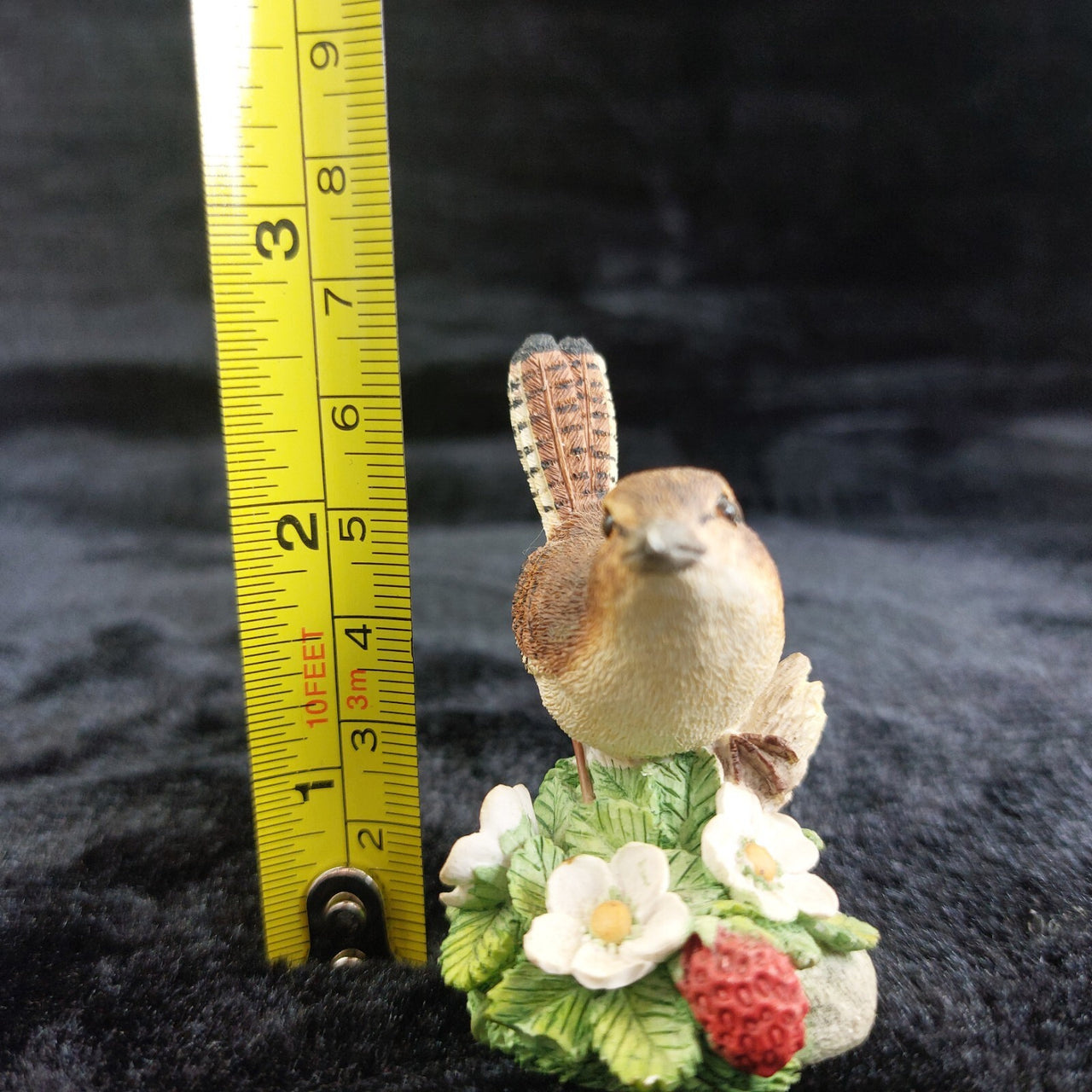 Bird Ornament Border Fine Arts Jenny Wren B1033 Figurine Handmade Scotland  20070