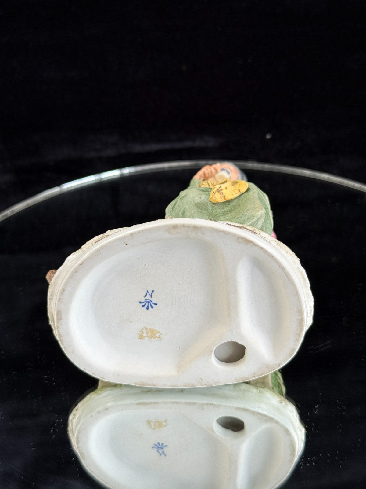 Rare Signed & A.R. Giannelli "Grandma and Rabbits" Porcelain Figurine see pics20