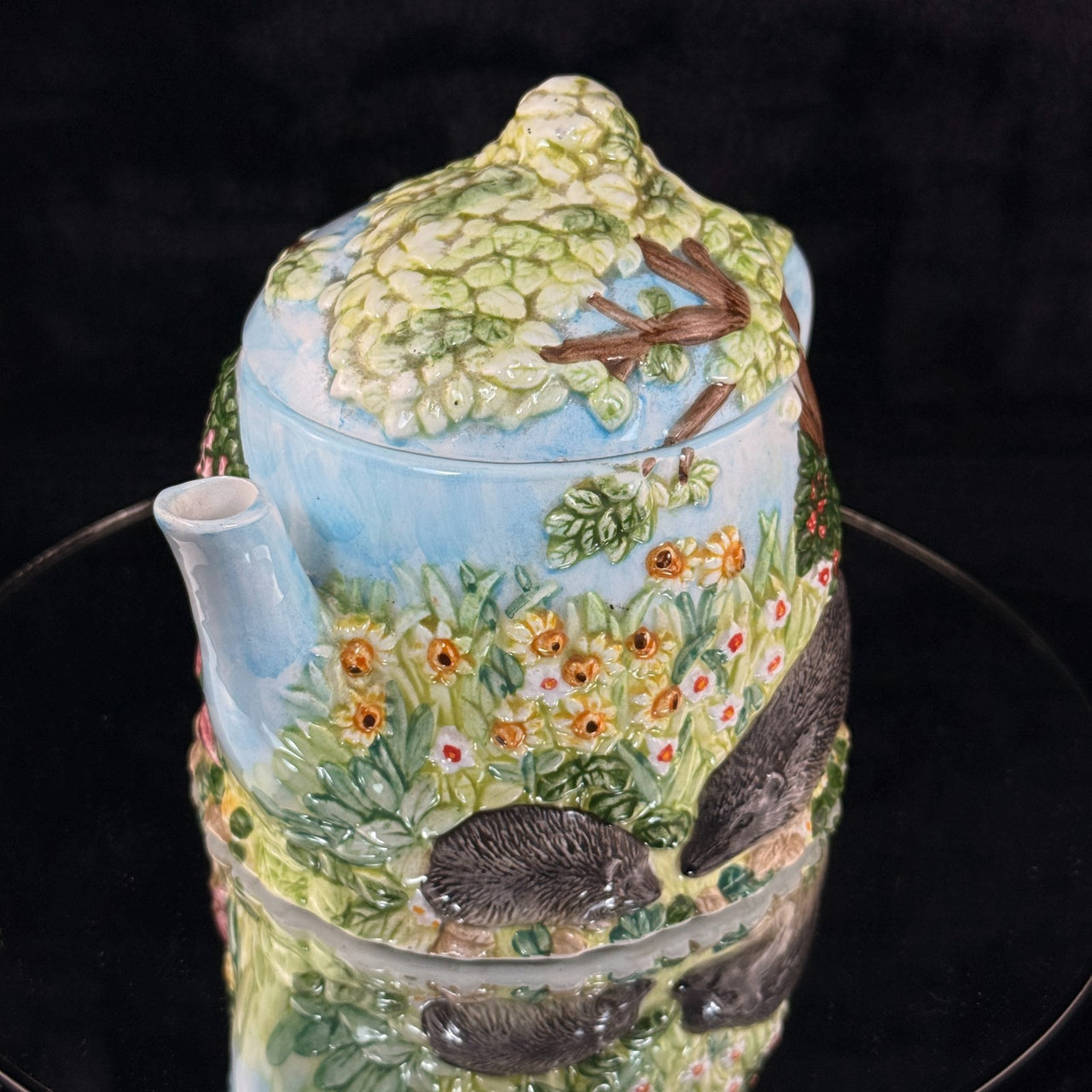 Annie Village Rowe Collectables Teapot Hedgehog Garden Scene 731g Hand Painted5