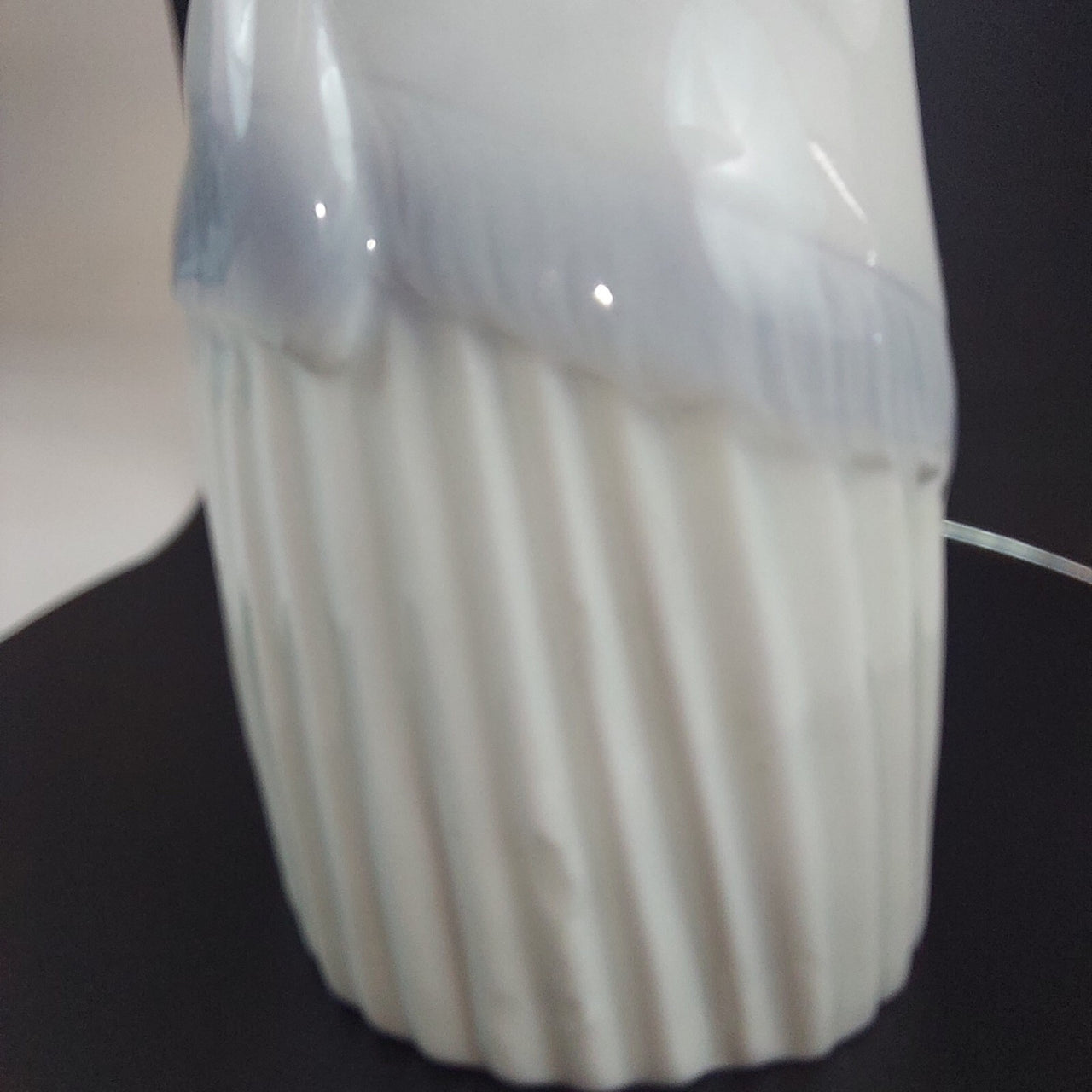 Requena Miquel Nun Figurine Pristine White Porcelain, 6.5" chip on the skirt dec17