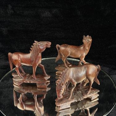Set of 3 Vintage HandCarved Wooden Horses – Rustic Folk Art Figurines0