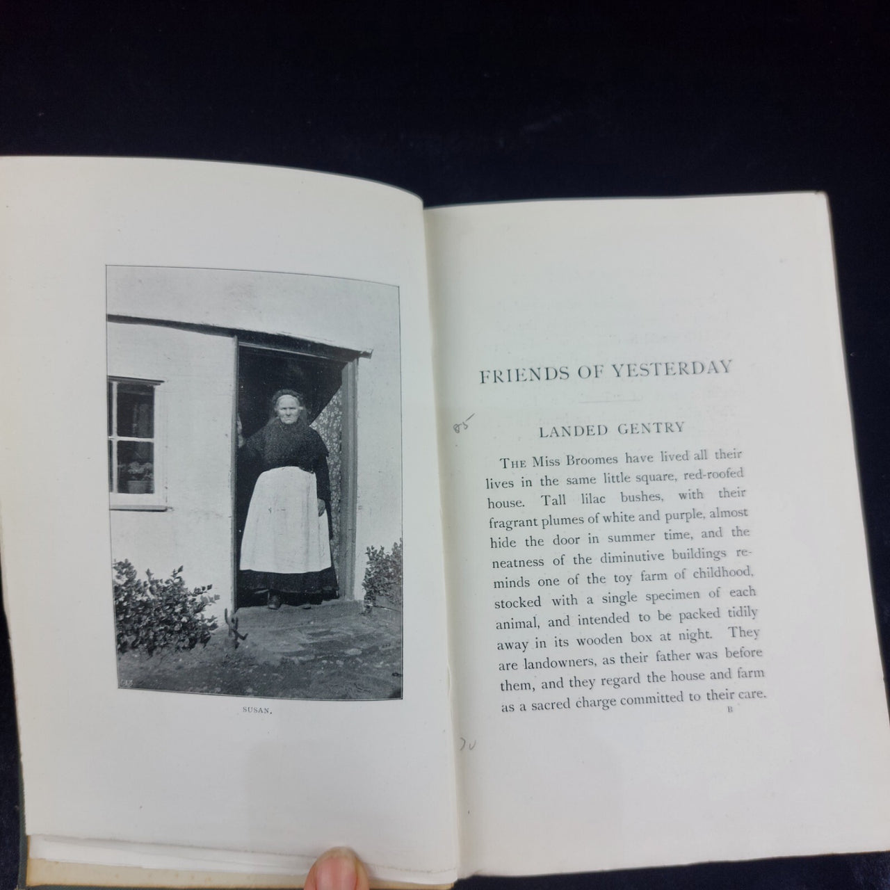 Friends of Yesterday by A.M. Wilson - A.H. Bullen Publisher 1903 First Edition14