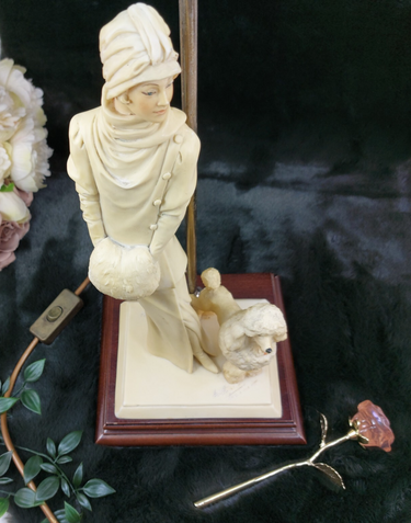 Vintage Vittorio Tessaro Figurine Lamp 1992  Elegant Lady & Poodle  untested!1