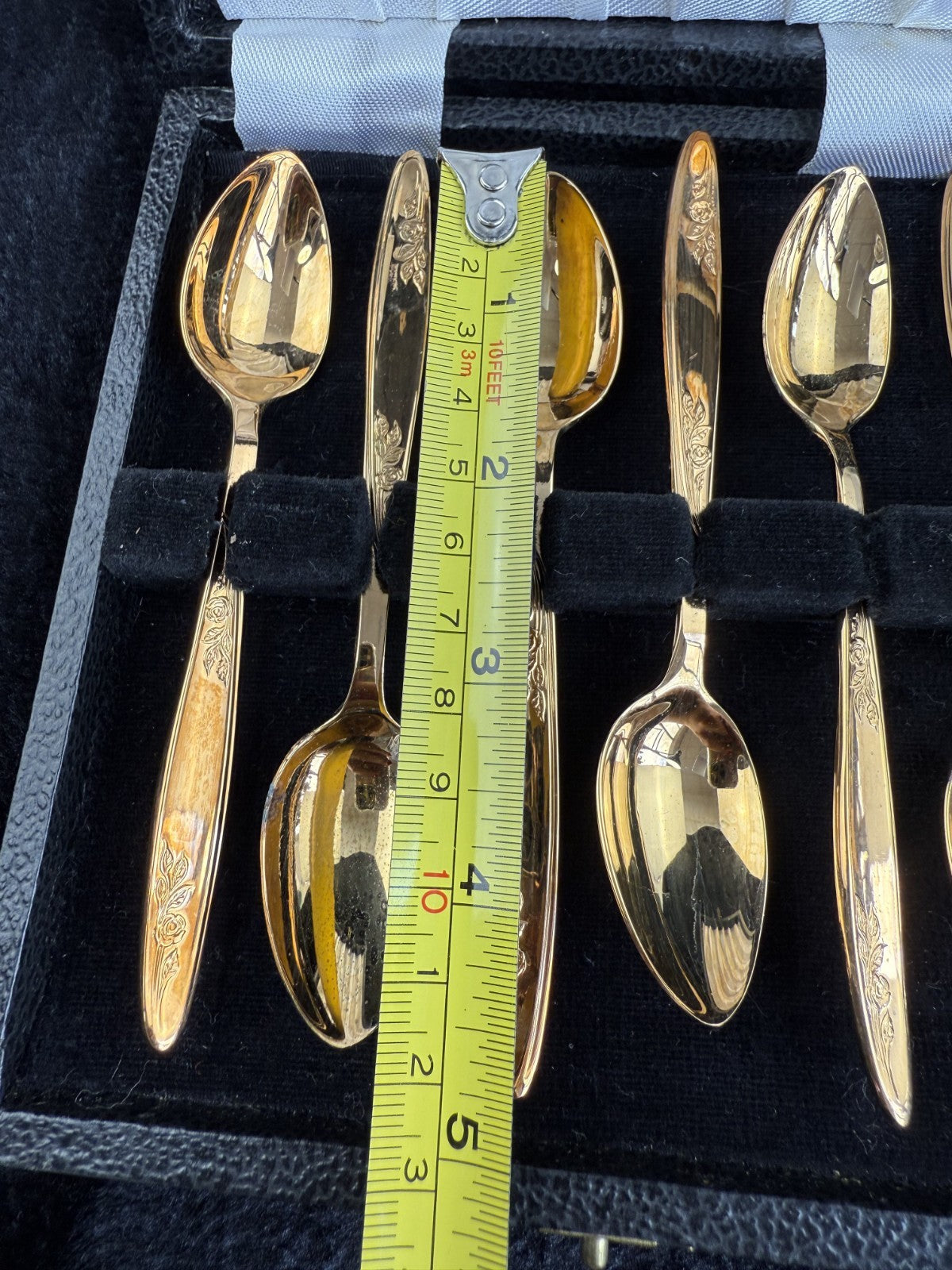 Exquisite Vintage Gold Plated Spoon Set of 6 with Ornate Floral Design1