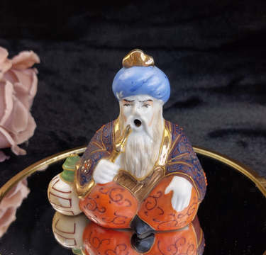 Colorful Oriental Pipe Smoker Porcelain Figurine 4 in Decor Hand-Painted Vintage0