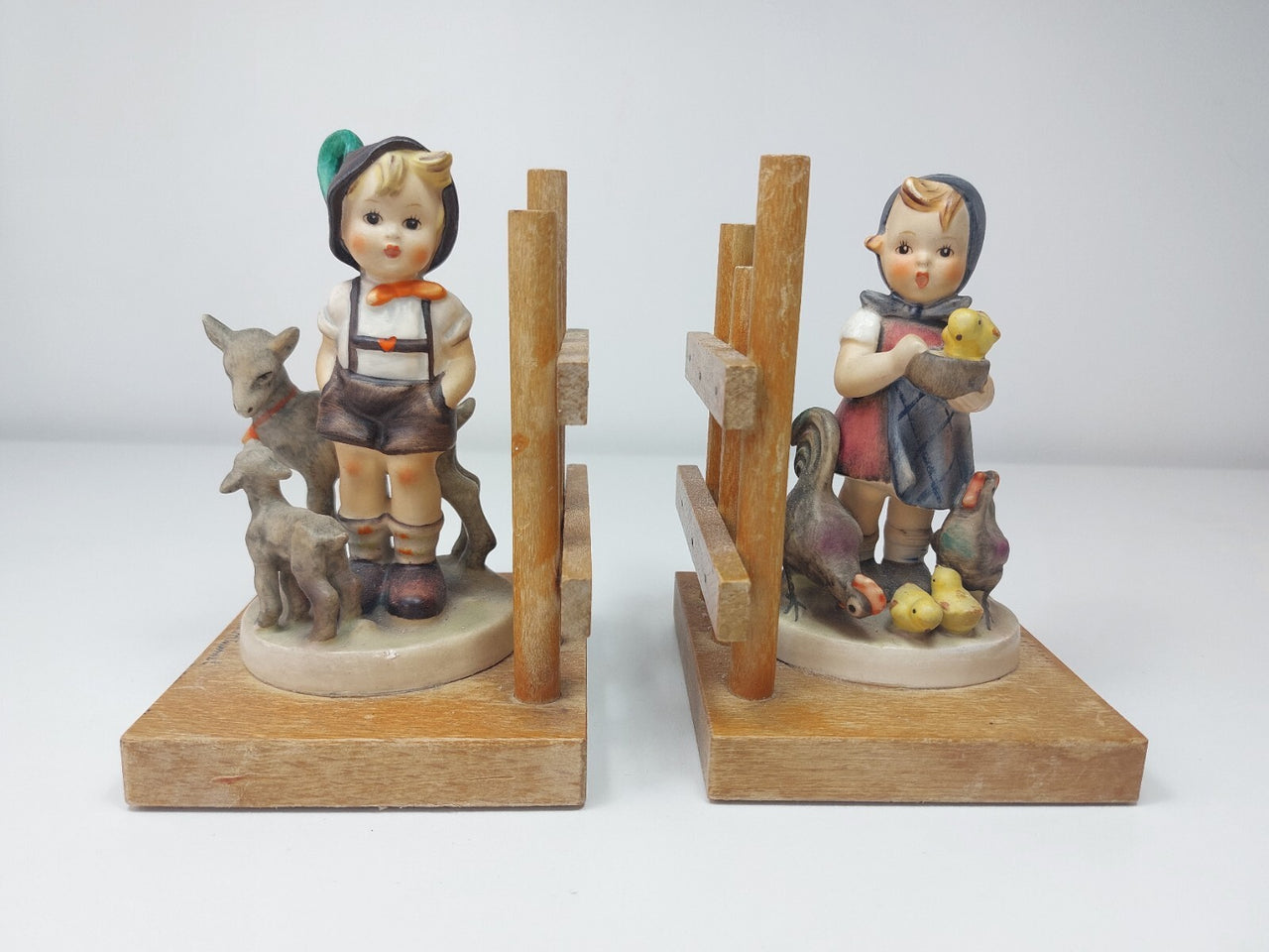 Goebel Hummel HUM 250 A&B Bookends Goat Herder & Feeding Time 1960s Figurine dec2