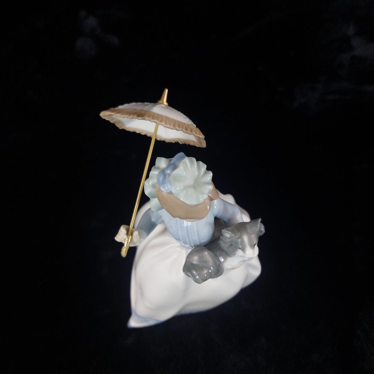 Rare by NAO Lladro Girl with Dogs & Parasol 1985 Figurine 9.5" beautiful Spainis2
