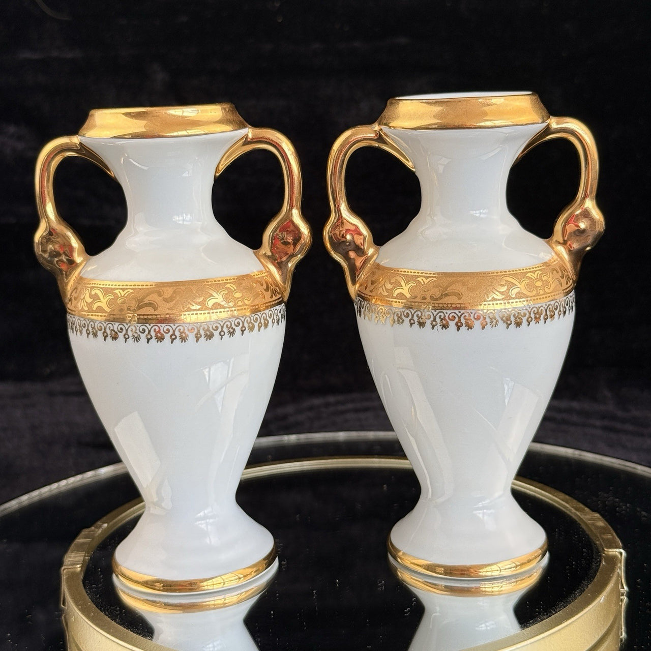 Pair of La Reine Limoges Porcelain Vases Gold Gilt Romantic Courting Couple15
