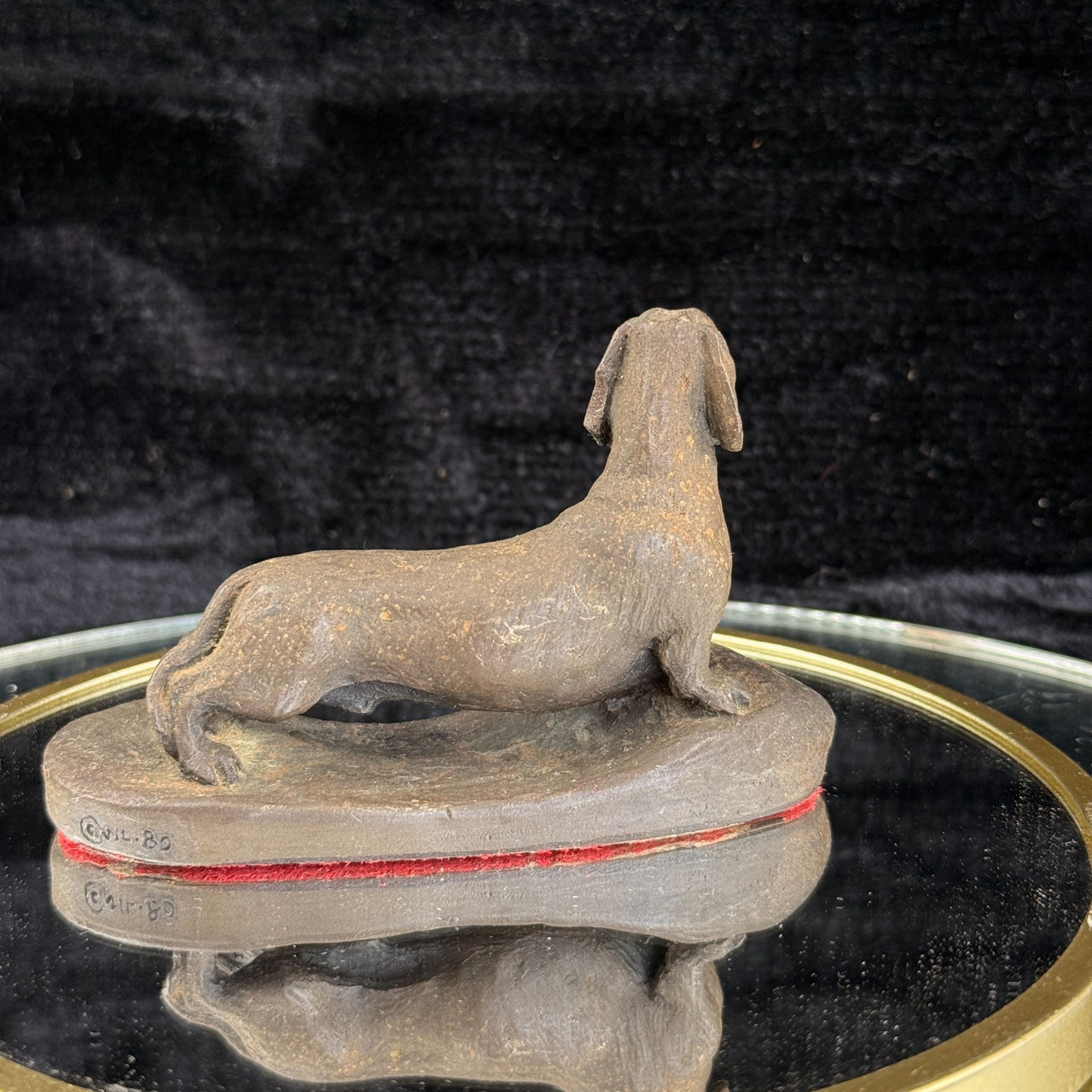 Dachshund Dog Figurine gift Bronze Look Sculpture Felt Base 1989 Signed WL Small3