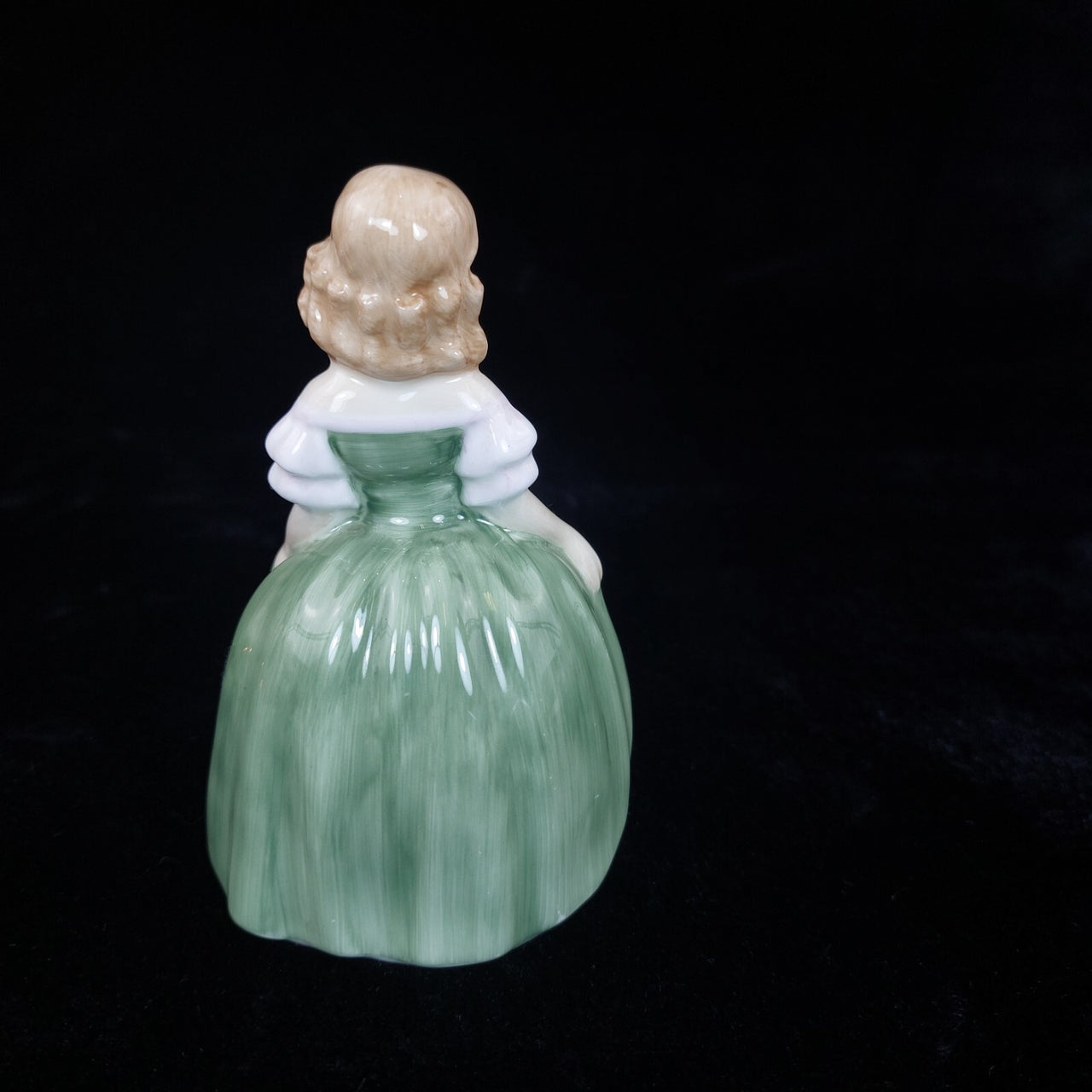 Vintage Doulton Royal Figurine "Penny" HN 2338 COPR. Made in England Green 19672