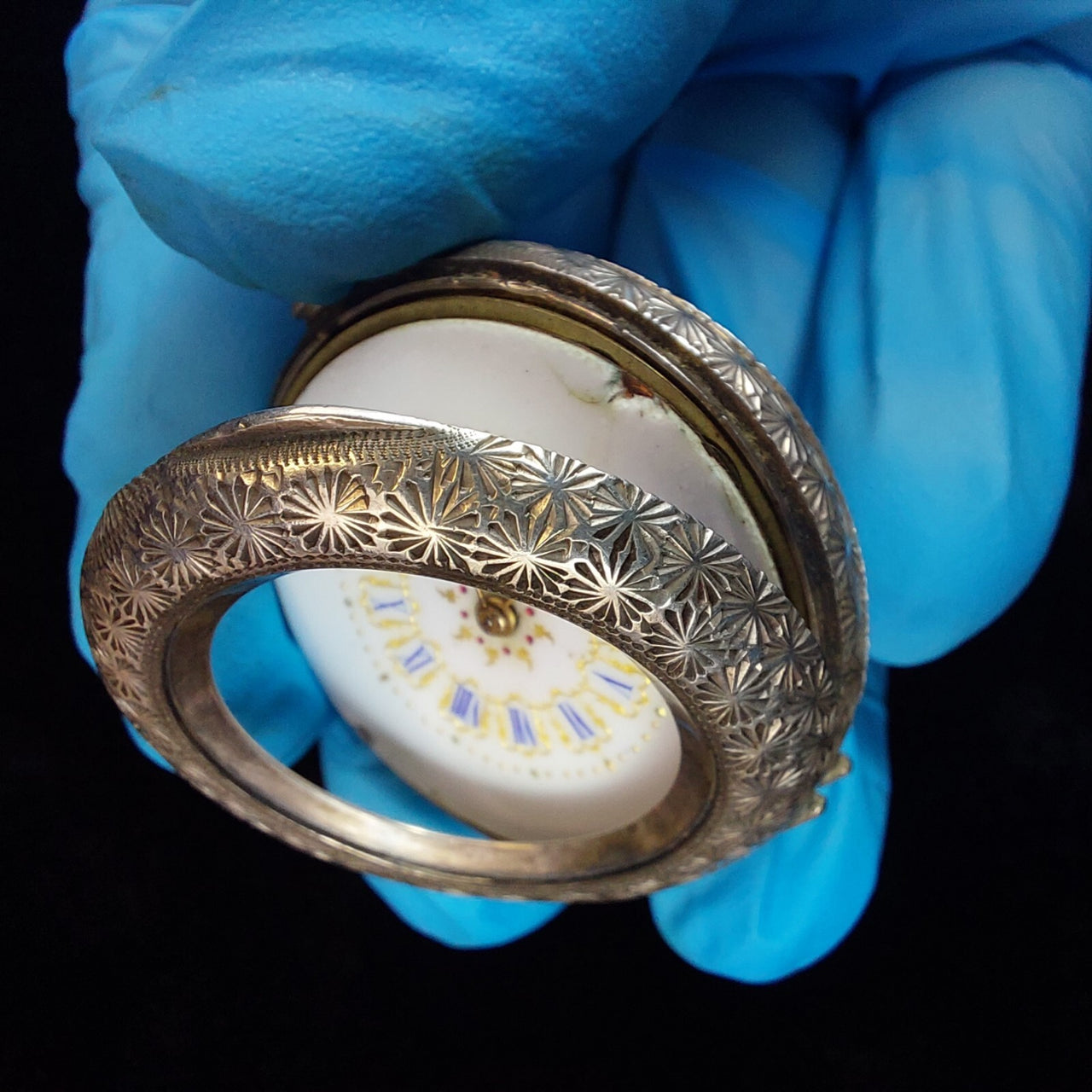 1800's antique Continental Silver Ladyâs Fob Watch Enamel Dial Ornate needs re18