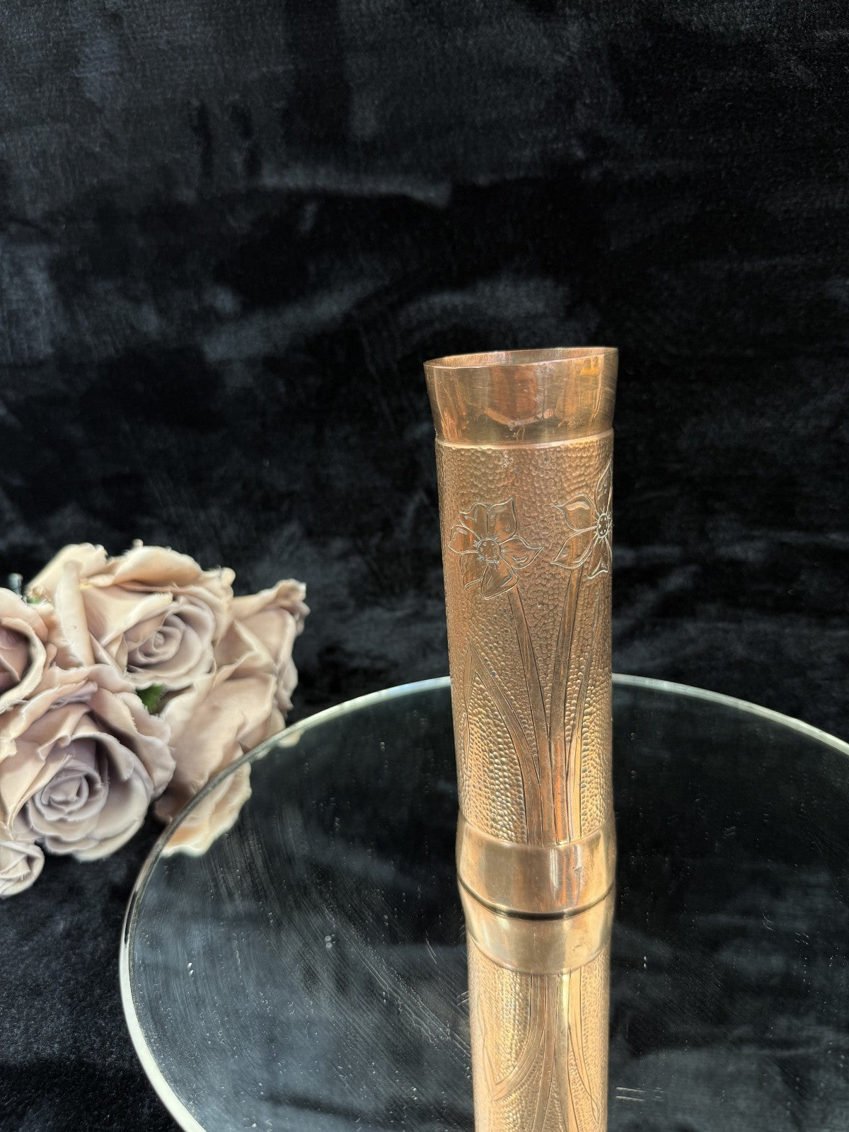 antique copper vase Arts and Crafts Period with Motifs Floral heavy Collectable12