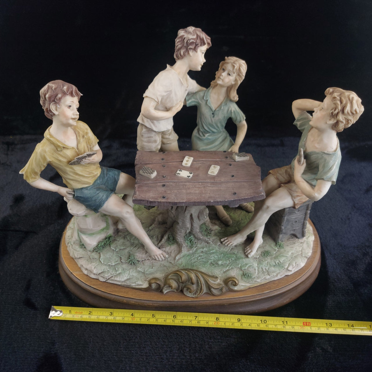 Very Large Capodimonte figurine 'The Card Players' Friends group pics see decor9
