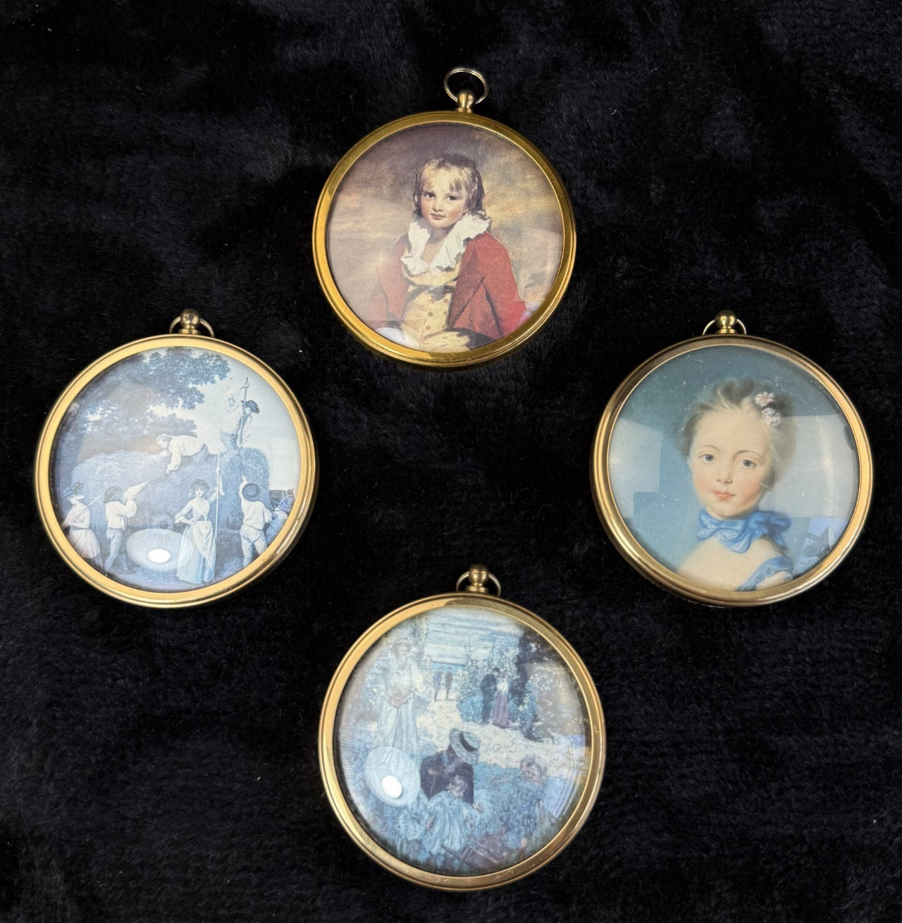 Set of 4 Vintage Miniature 9 cm Portraits Peter Bates Gallery National frame set1