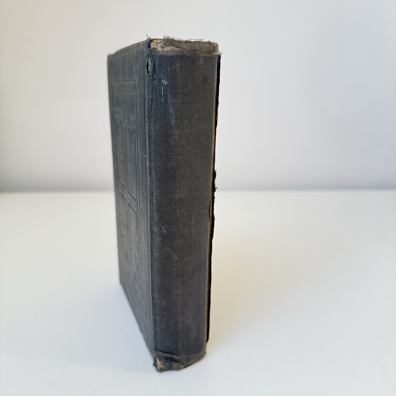 Hymns &modern Ancient Old Leather Bound William Clowes Church Music Book 188910