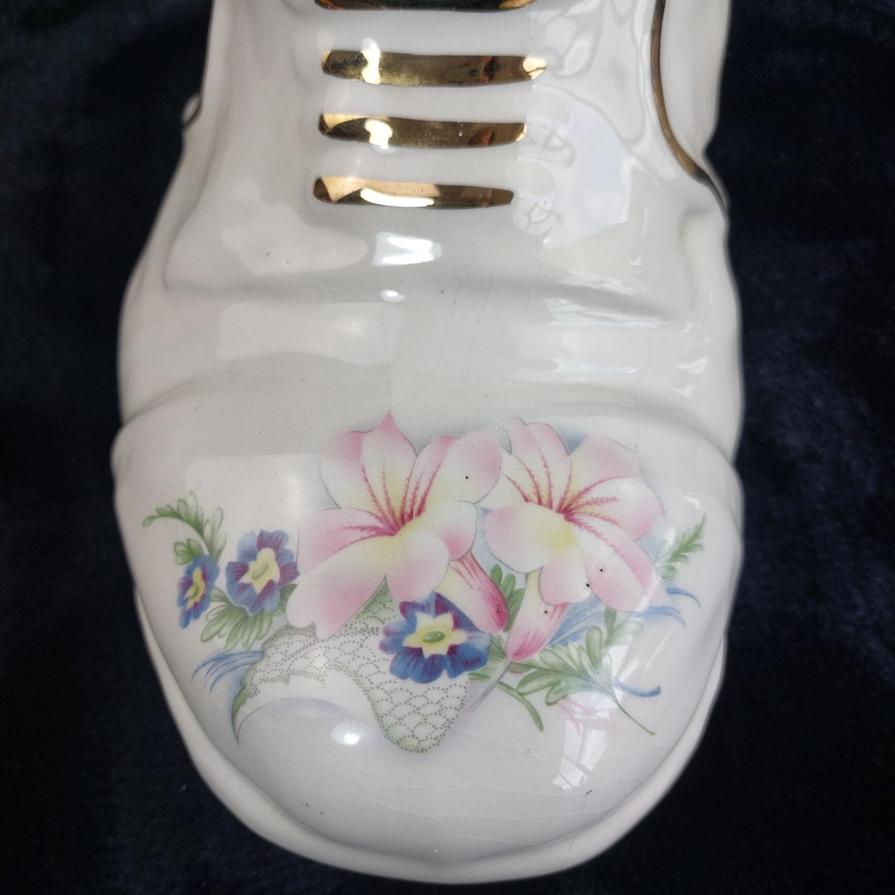 Maryleigh Pottery Floral Boot Vase Gilded Staffordshire 12" Porcelain White4