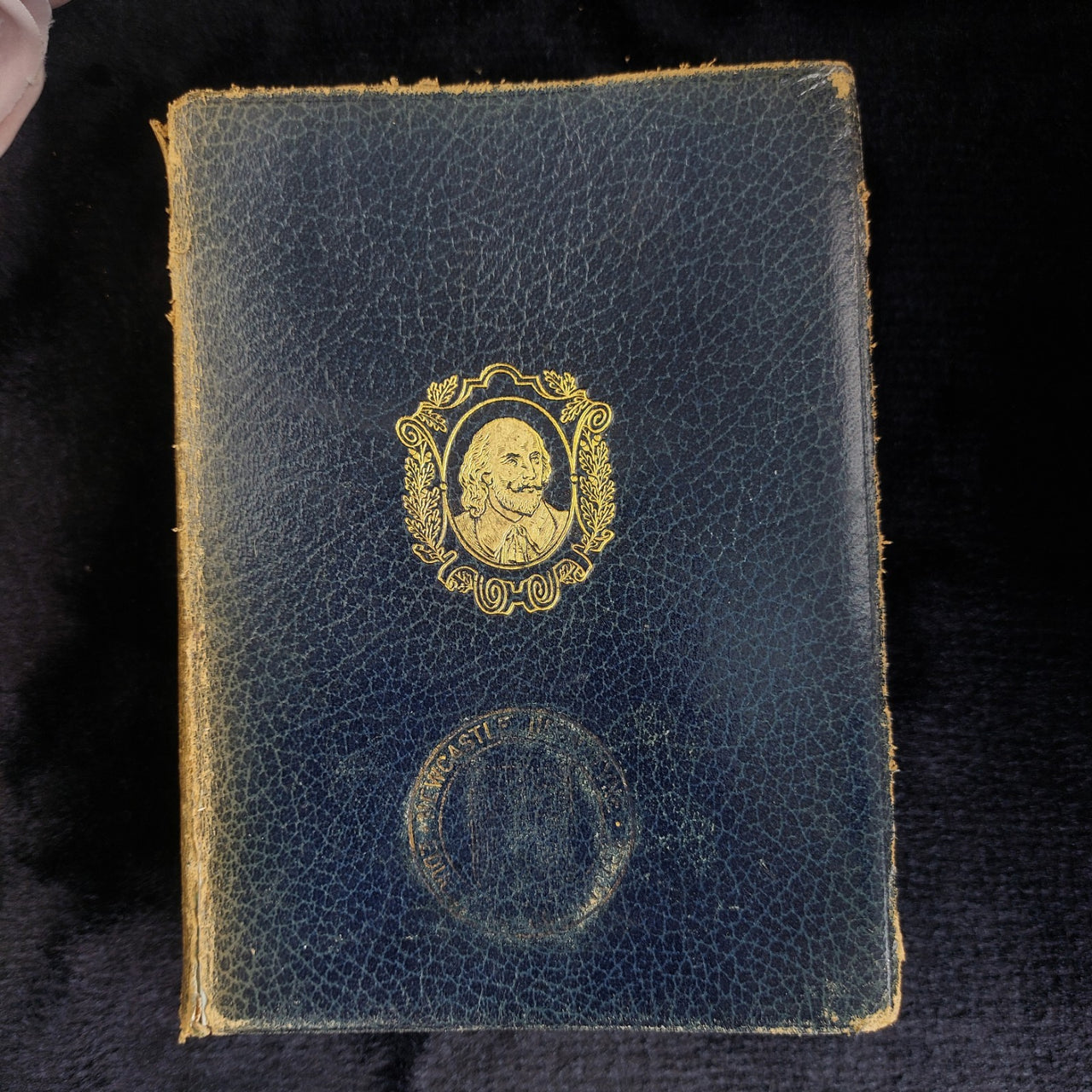Collins Complete Works Shakespeare Blue Leather Worn Gold Gilt Edges 1923 Book  2
