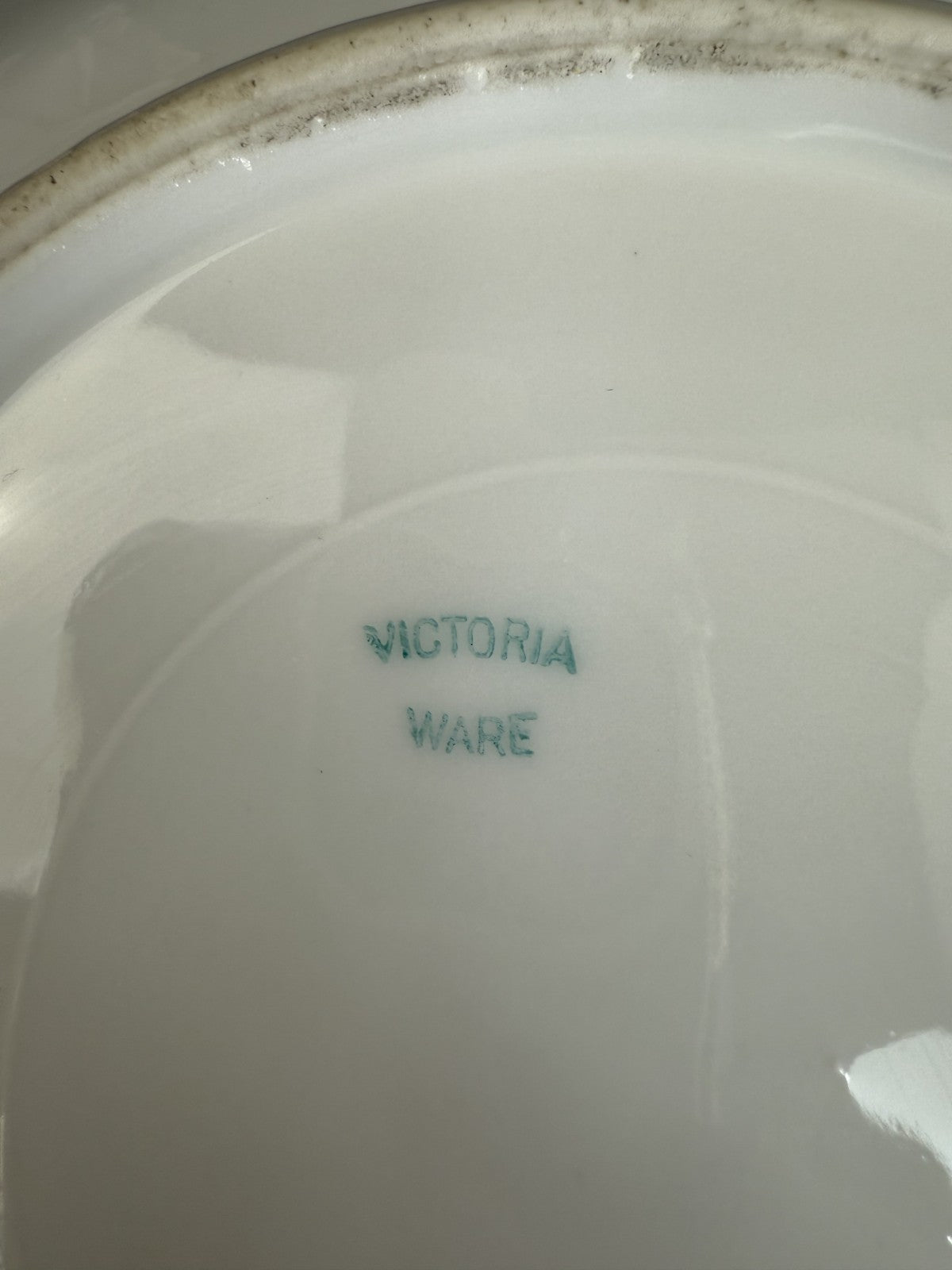 Vintage "Victoria Ware" beautiful Painting with F. Kaufmann Plate and Gold Trim10