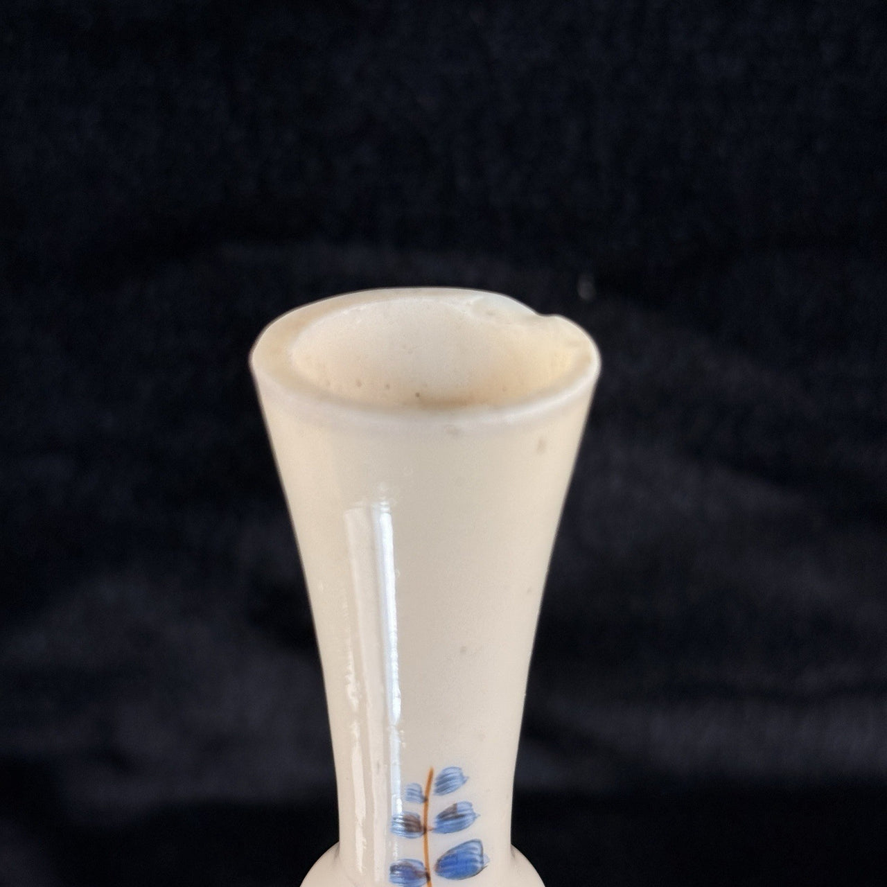 Vintageantique Hand Painted Milk Glass Bud Vase pair Floral Motif Blue Enamel6