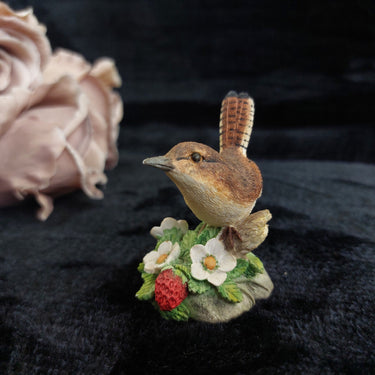 Bird Ornament Border Fine Arts 2007 Jenny Wren B1033 Figurine Handmade Scotland1