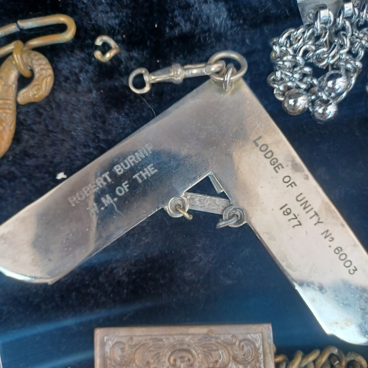Masonic Lodge Regalia Job Lot 845g – Past Master Jewel 1977 + Levels & Jew Chain3