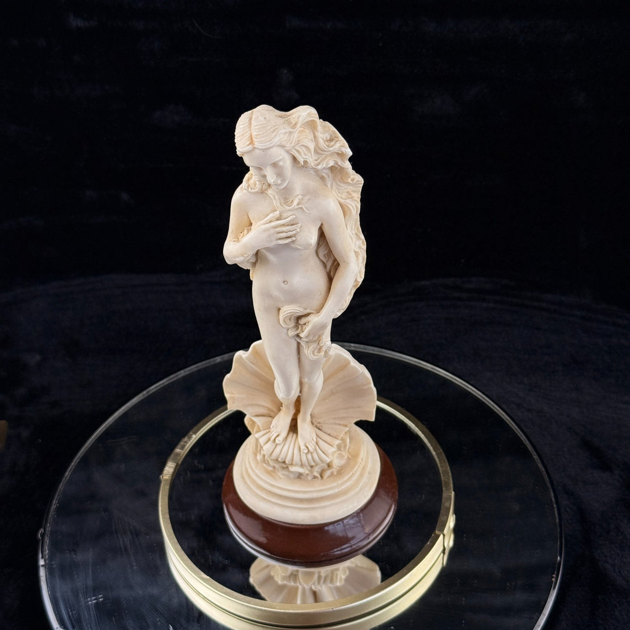 Birth of Venus Figurine gift 10.5" Resin w Shell Base Classical Nude Aphrodite.16