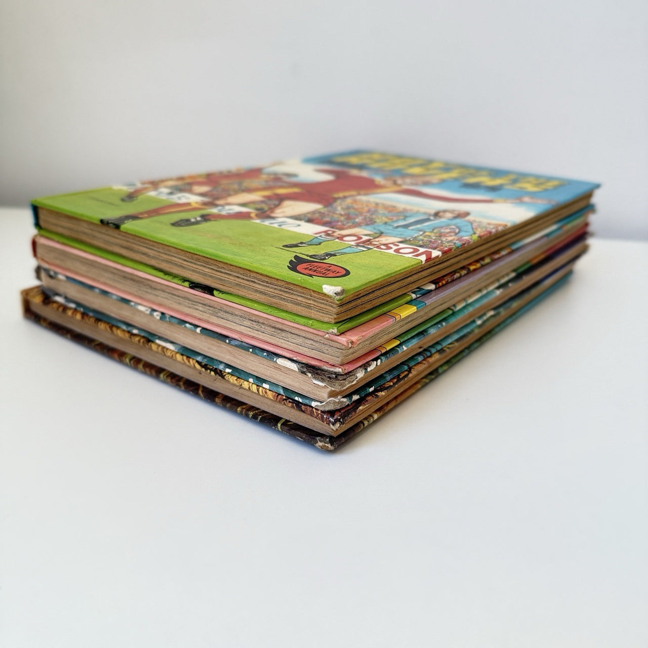 Set 4 Of Vintage Boys Annuals Roy Of The Rovers Tarzan Victor Hotspur 1970-198010