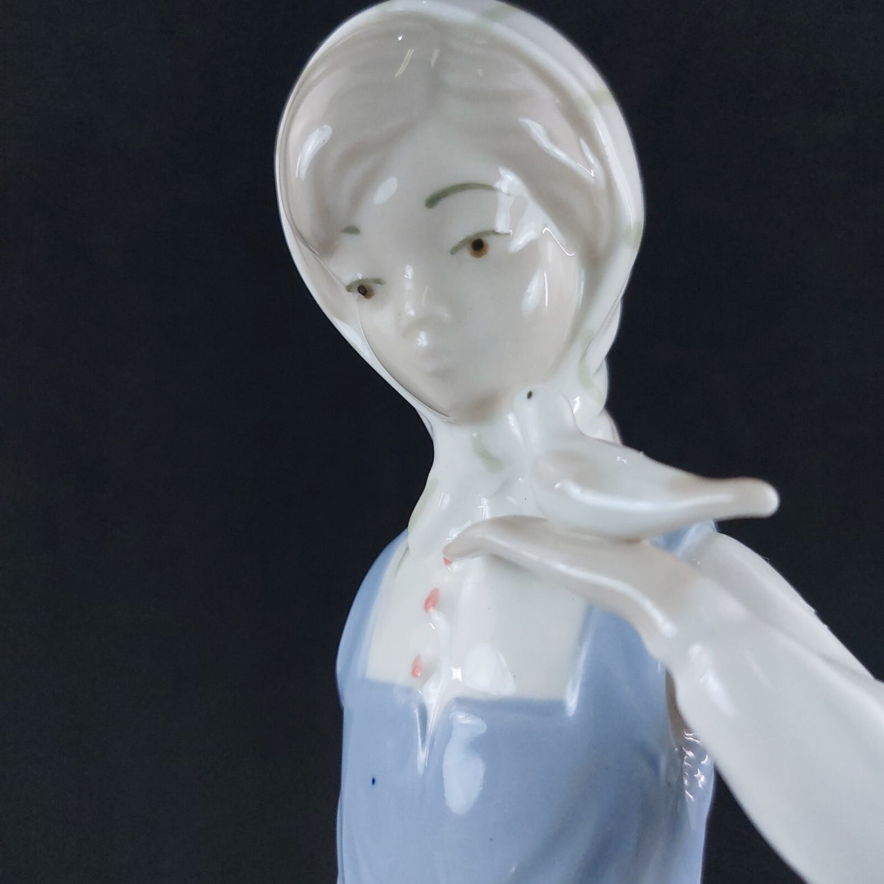 Nadal Rare, collectable Lady with Basket & Bird Figurine see pictures. 28 c.7