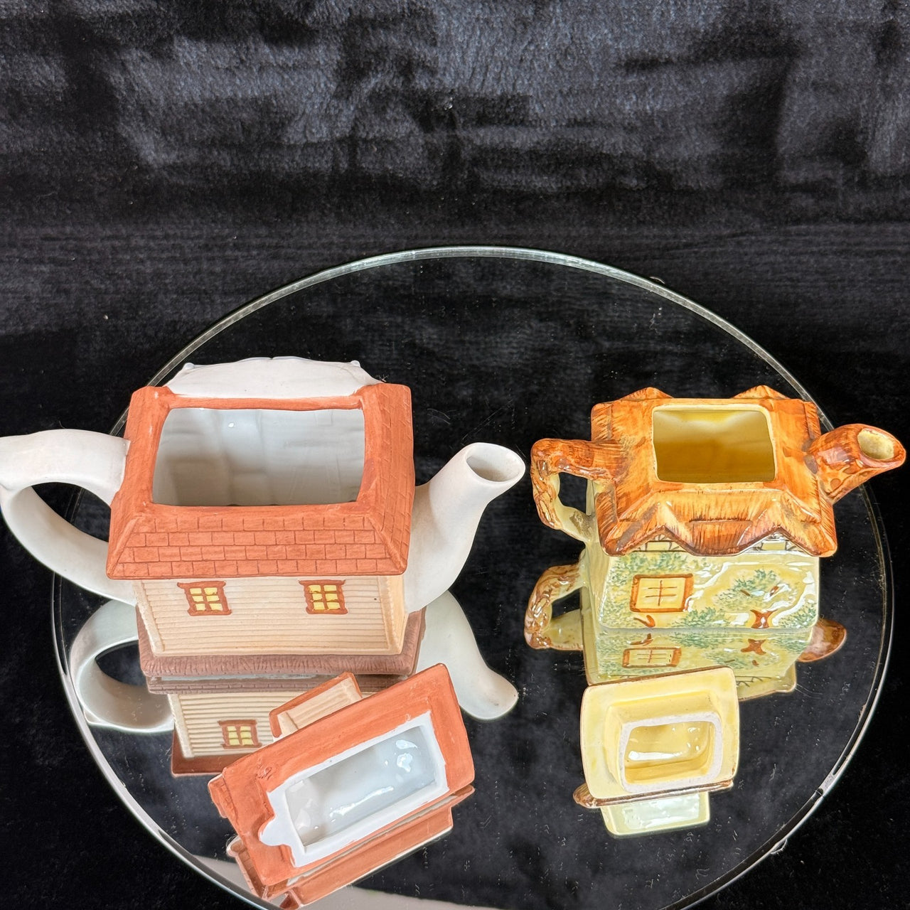 Keele Pottery St Thatched Cottage & Pleasant Hill Station Teapot Set kitchen dec4