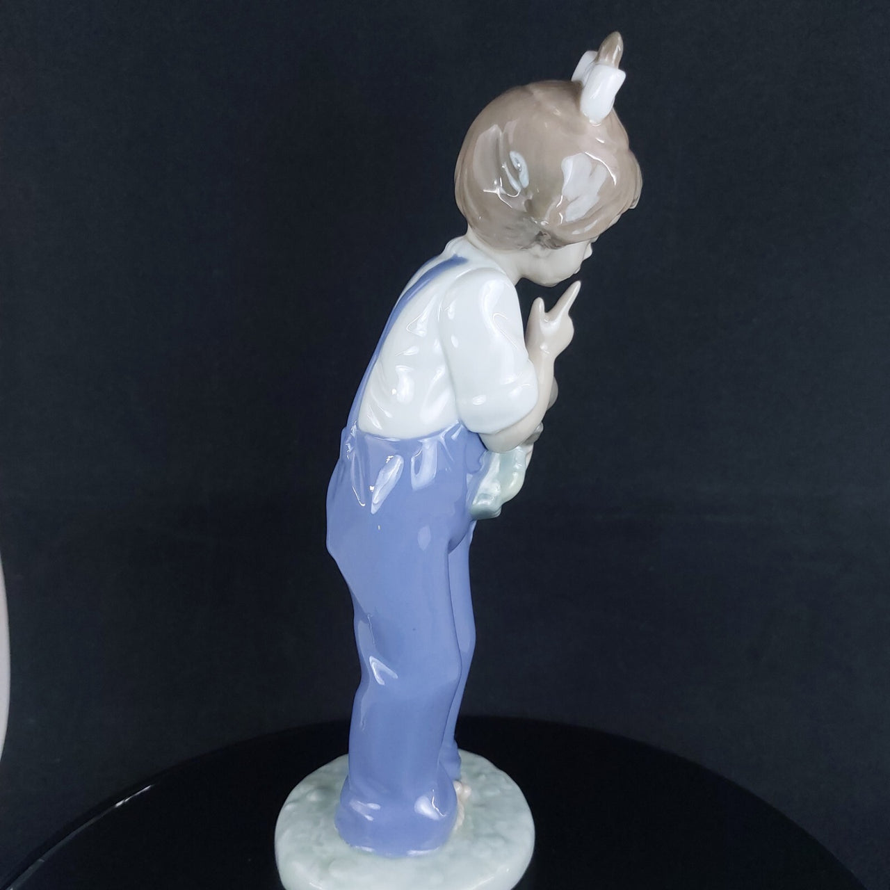 NAO Lladró Handmade Porcelain Girl -18.5 cm Figurine Collectible Blue Dress -2