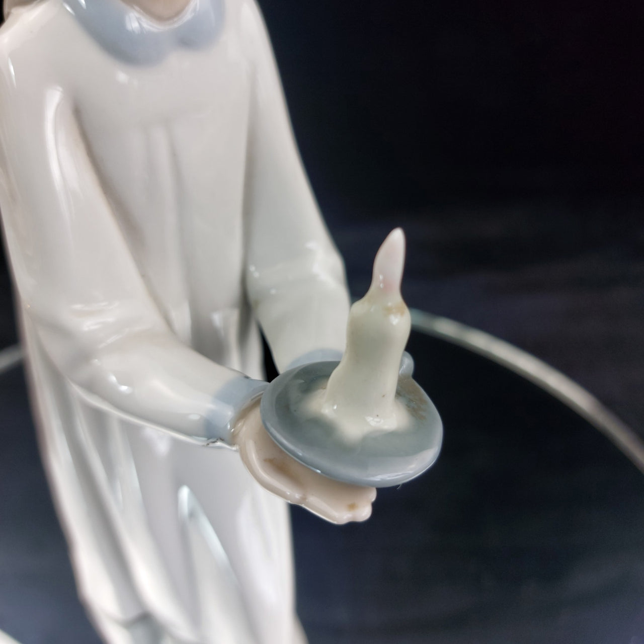 Lladro Girl Figurine 8.5" with Candle Gown White Porcelain child in pjs decor3
