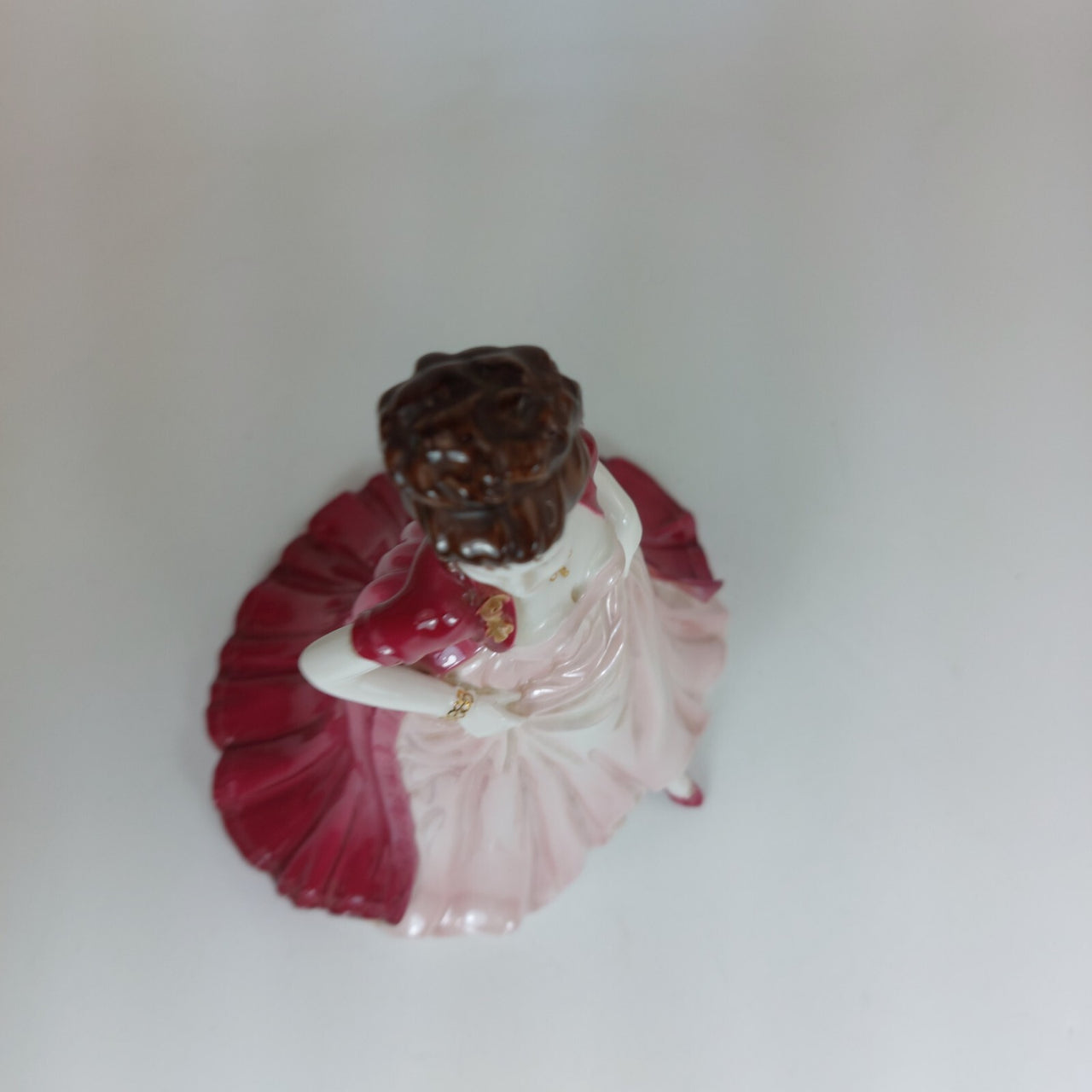 Coalport Lt Edition Large Figurine Joanne Figurine of the Year 2001 collectable6